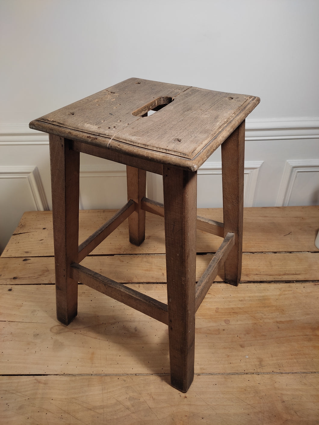 Tabouret d'artisan