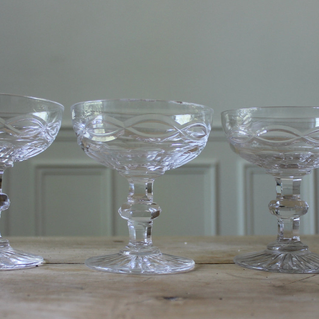 Lot de 6 coupes à champagnes